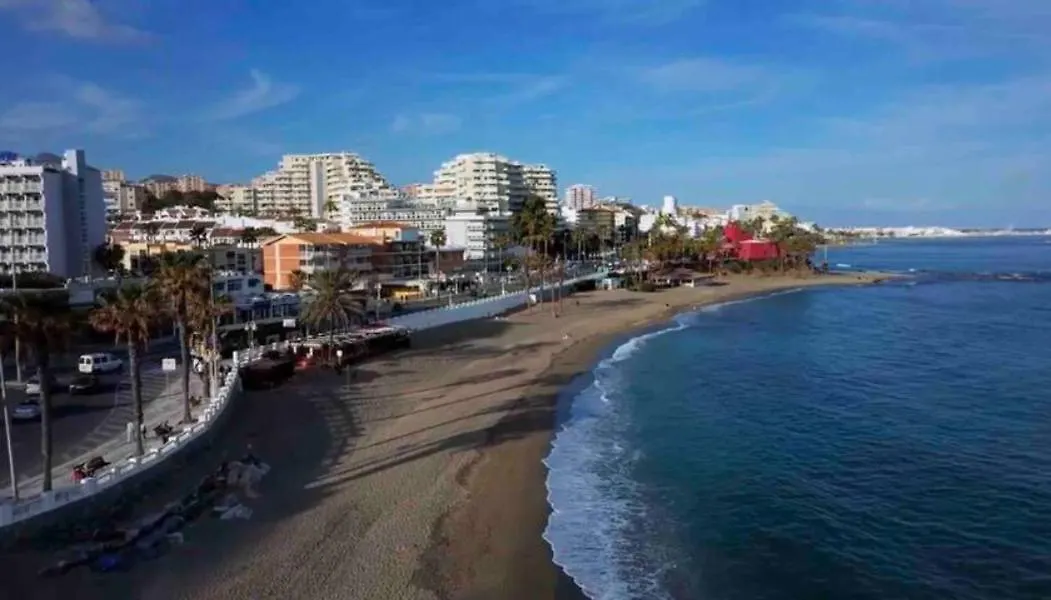 Lägenhet Apartamento Con Parking Con Piscina Junto A La Playa Benalmádena