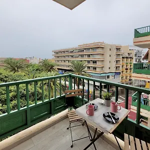 Moon Place , Puerto de la Cruz (Tenerife) España