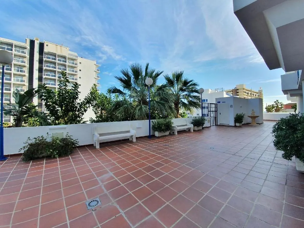 Apartamento con parking con piscina junto a la playa Benalmádena